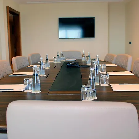 מלון Four Points By Sheraton