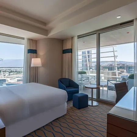 Four Points By Sheraton מלון
