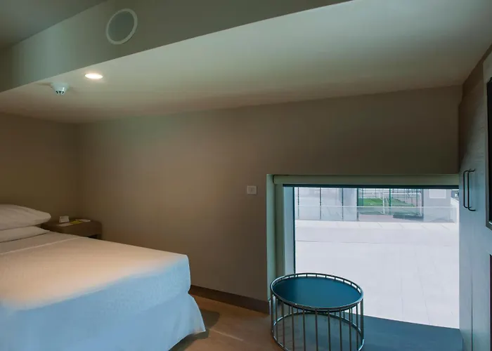 Отель Four Points By Sheraton