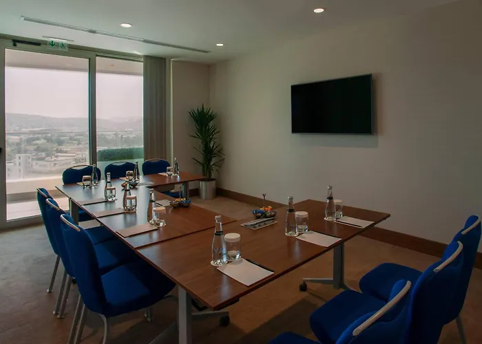 호텔 Four Points By Sheraton 4*