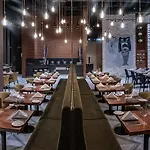 Four Points By Sheraton מלון 4*