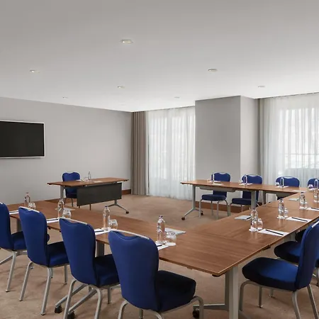 Four Points By Sheraton Hotel 4*