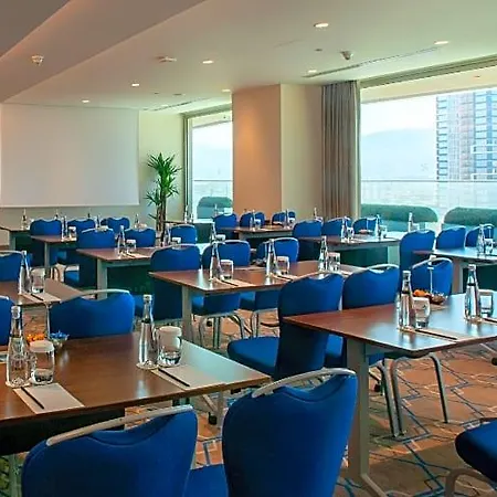 Four Points By Sheraton 호텔 4*