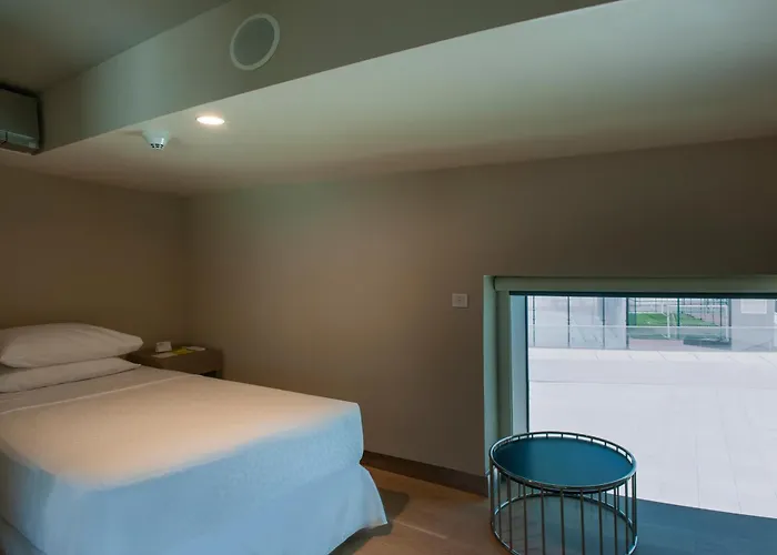 Four Points By Sheraton Hotel