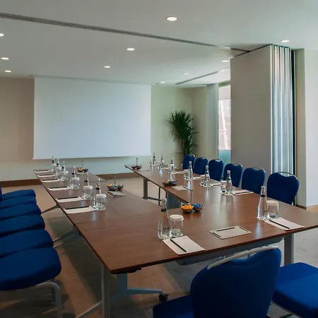 Four Points By Sheraton Hotel 4*