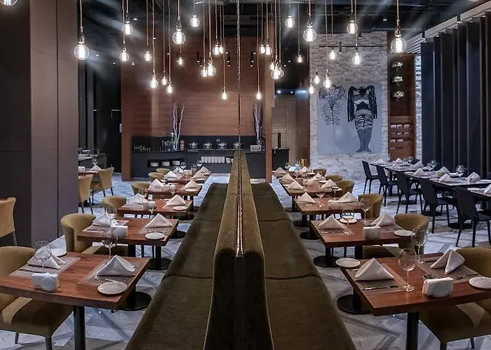 Four Points By Sheraton Hotel 4*