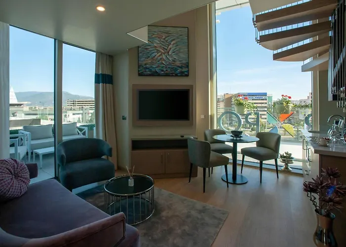 Four Points By Sheraton Hotel İzmir